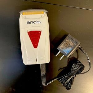 Like new Andis TS-1 ProFoil Lithium Titanium Foil Shaver